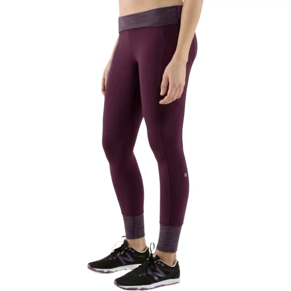 Lululemon En Route Plum Wee Are From Space September Plum Leggings Size 8/10 - Picture 2 of 12